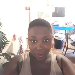 Meet your Posher, Cashia